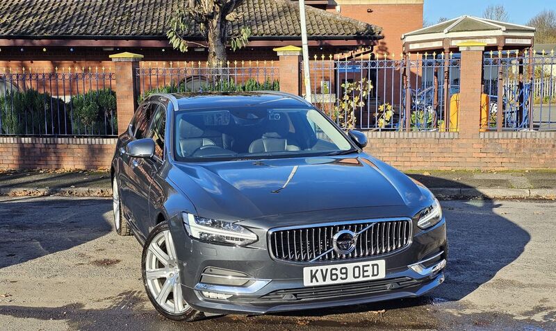 VOLVO V90