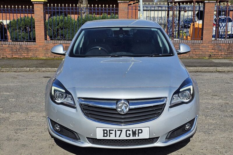 VAUXHALL INSIGNIA