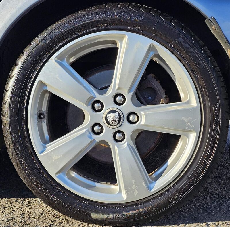 JAGUAR X-TYPE