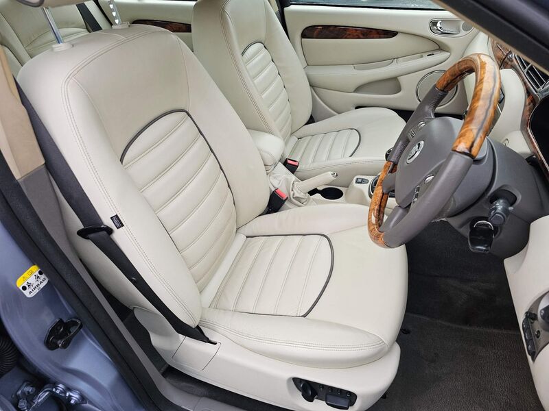 JAGUAR X-TYPE