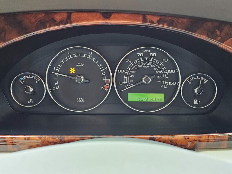 JAGUAR X-TYPE
