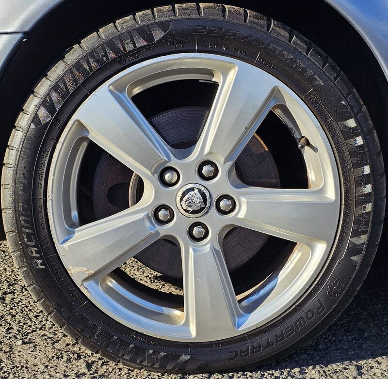 JAGUAR X-TYPE