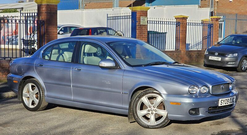 JAGUAR X-TYPE