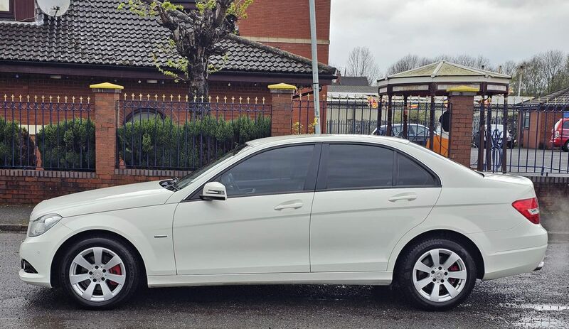 MERCEDES-BENZ C CLASS