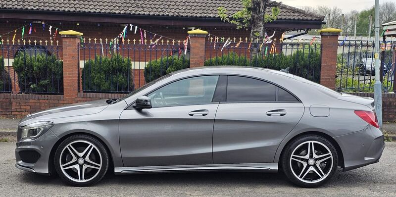 MERCEDES-BENZ CLA