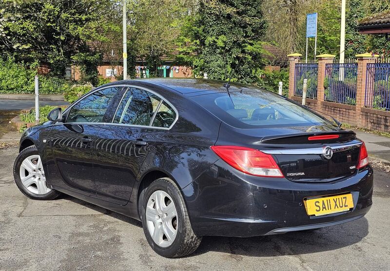 VAUXHALL INSIGNIA