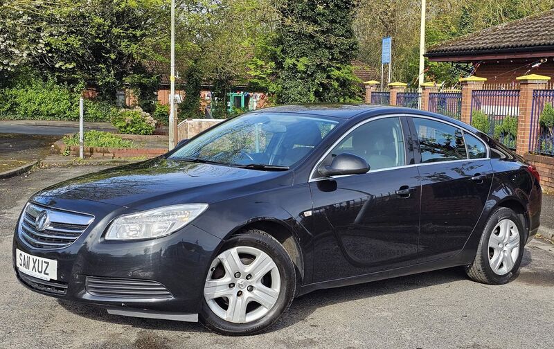 VAUXHALL INSIGNIA