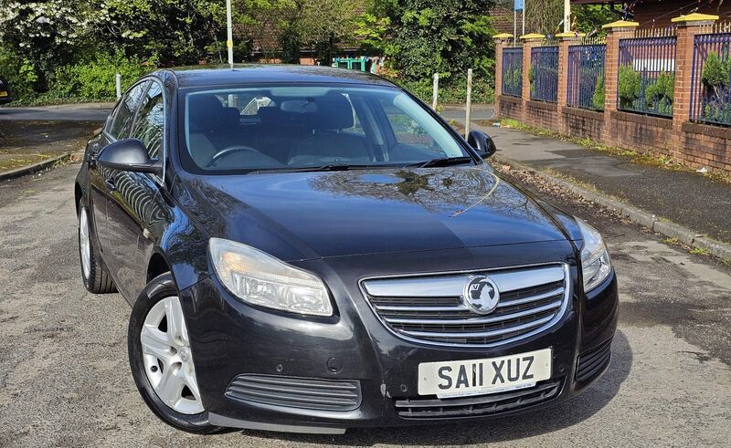 VAUXHALL INSIGNIA