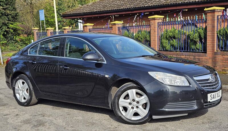 VAUXHALL INSIGNIA