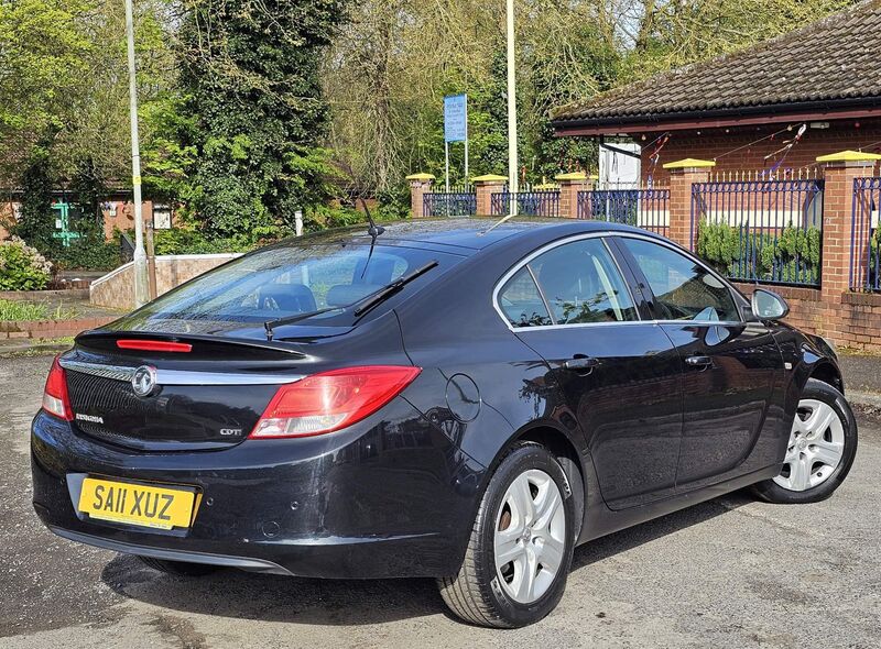 VAUXHALL INSIGNIA