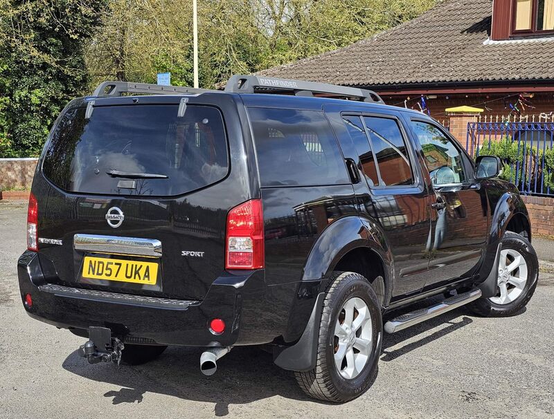 NISSAN PATHFINDER