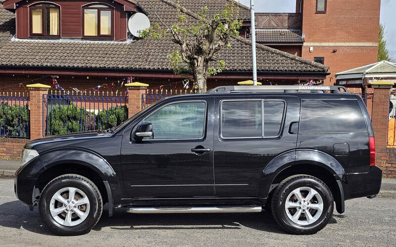 NISSAN PATHFINDER