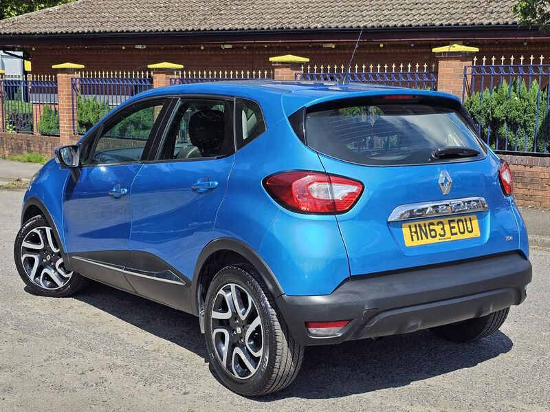 RENAULT CAPTUR