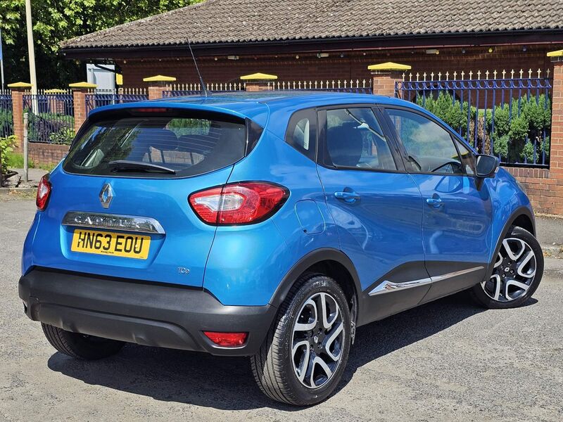 RENAULT CAPTUR