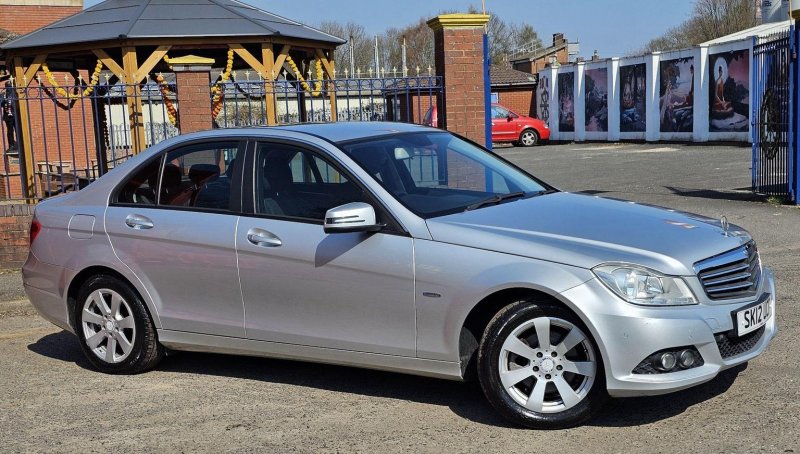 MERCEDES-BENZ C CLASS