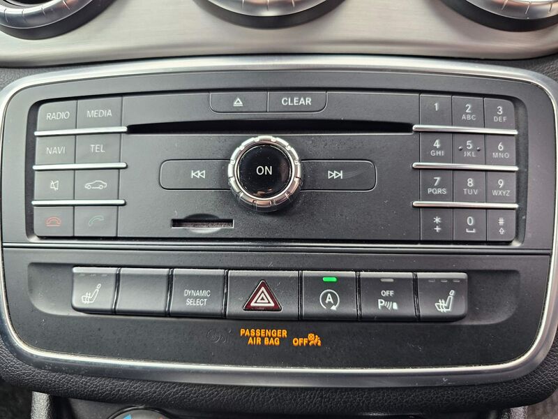 MERCEDES-BENZ CLA