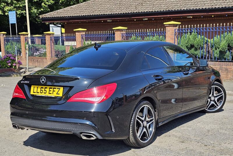MERCEDES-BENZ CLA