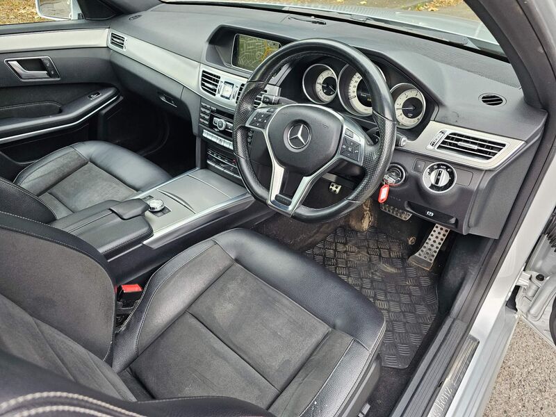 MERCEDES-BENZ E CLASS