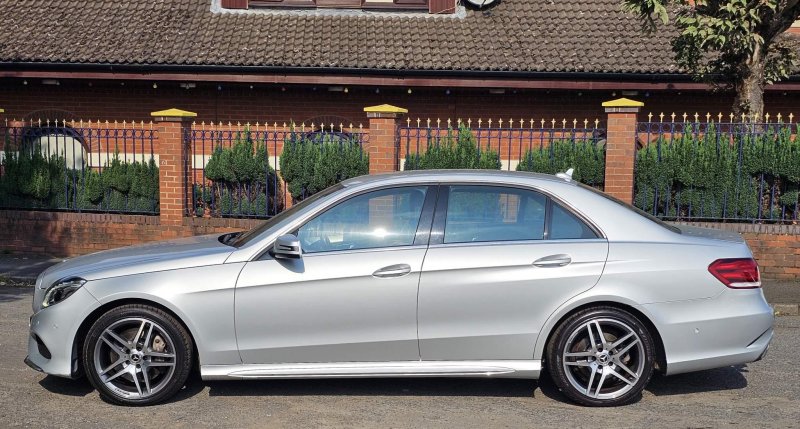 MERCEDES-BENZ E CLASS