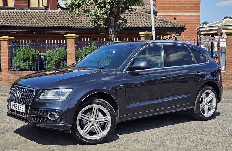 AUDI Q5
