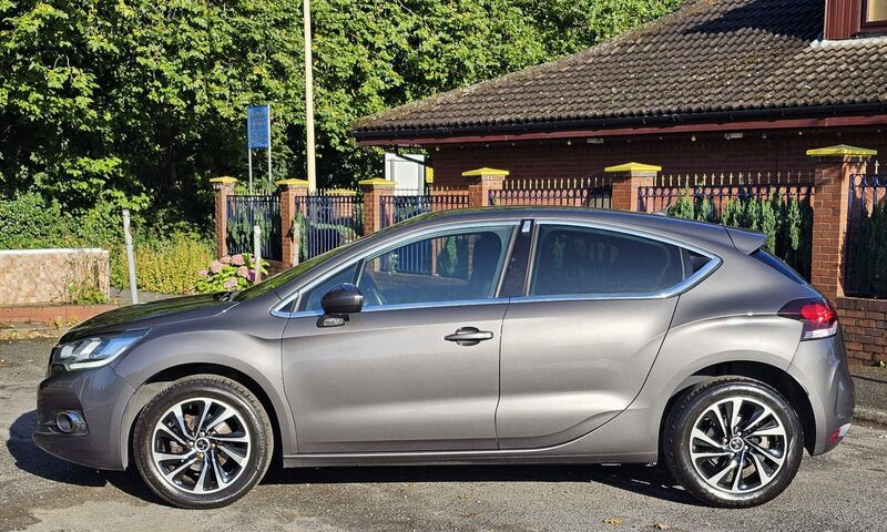 DS AUTOMOBILES DS 4