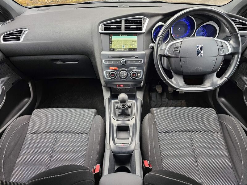 DS AUTOMOBILES DS 4