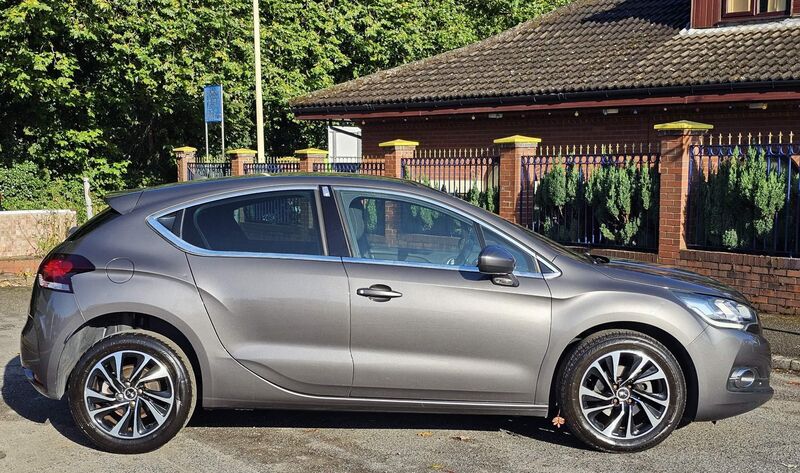 DS AUTOMOBILES DS 4