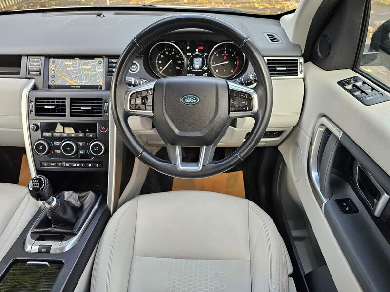 LAND ROVER DISCOVERY SPORT