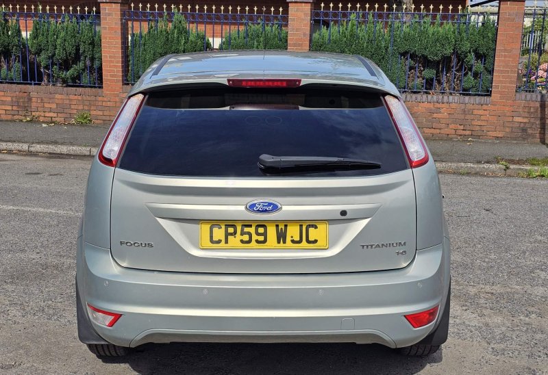 FORD FOCUS