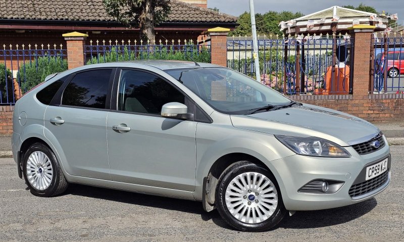 FORD FOCUS