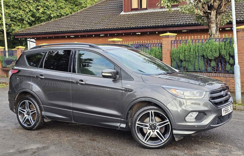 FORD KUGA