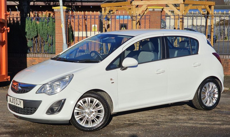 VAUXHALL CORSA