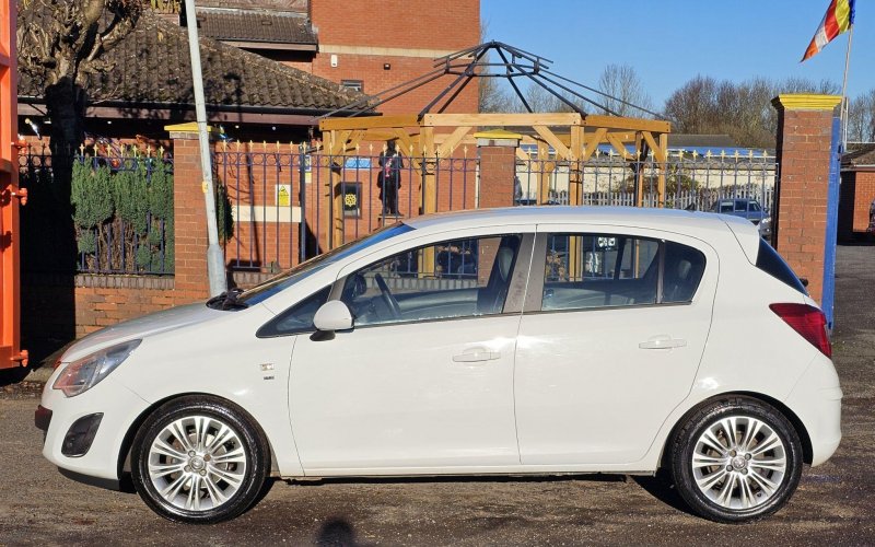 VAUXHALL CORSA