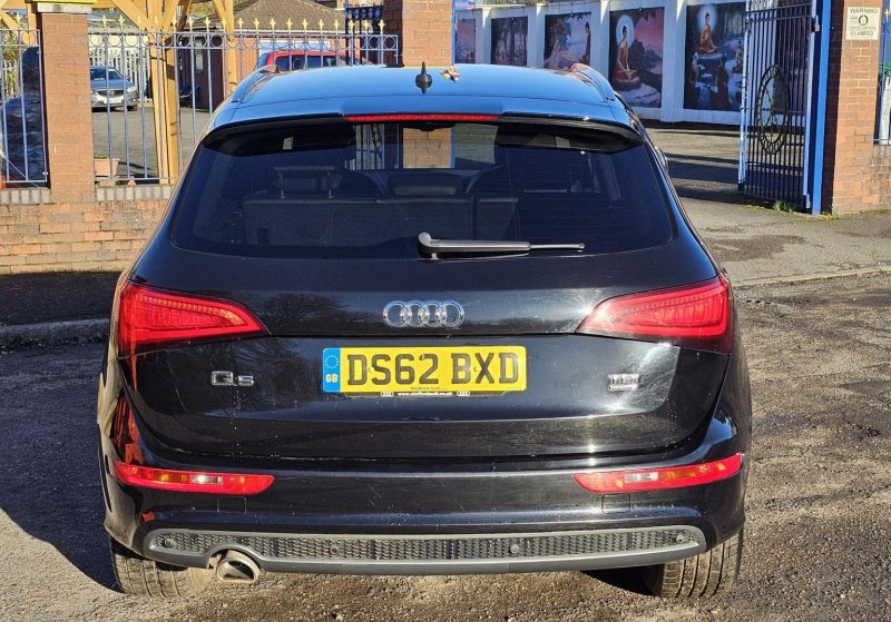 AUDI Q5