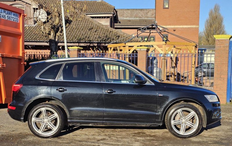 AUDI Q5