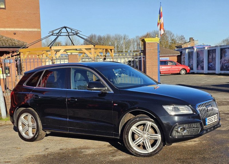AUDI Q5
