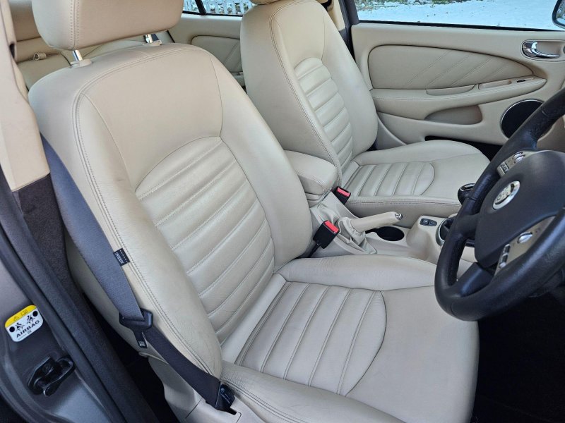 JAGUAR X-TYPE