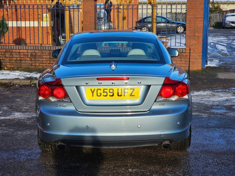 VOLVO C70