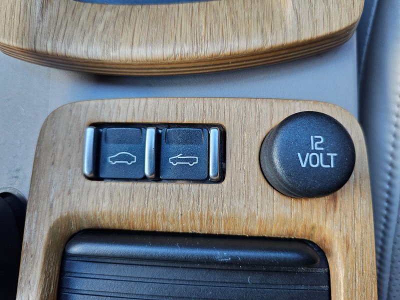 VOLVO C70