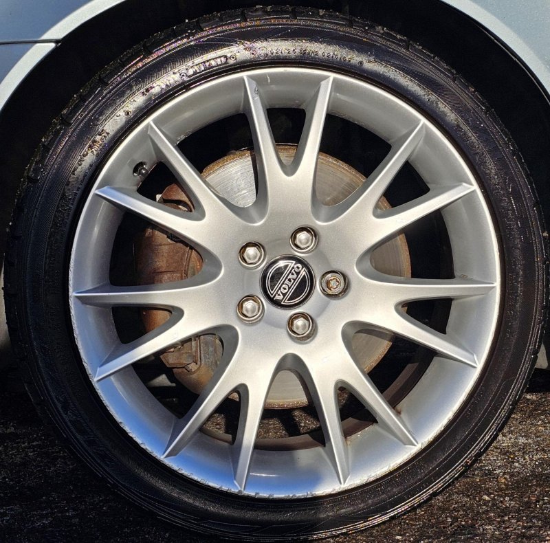 VOLVO C70