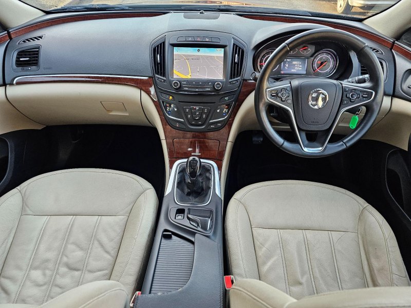 VAUXHALL INSIGNIA