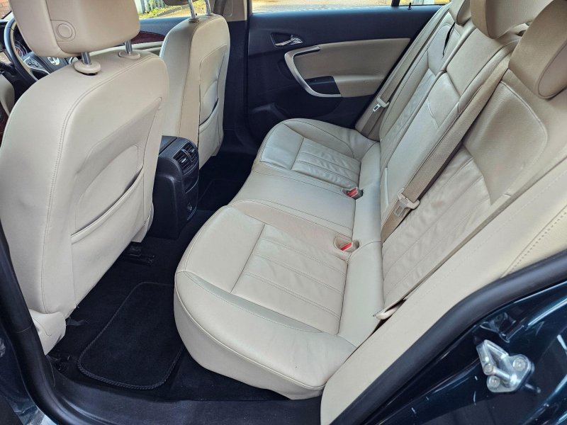 VAUXHALL INSIGNIA