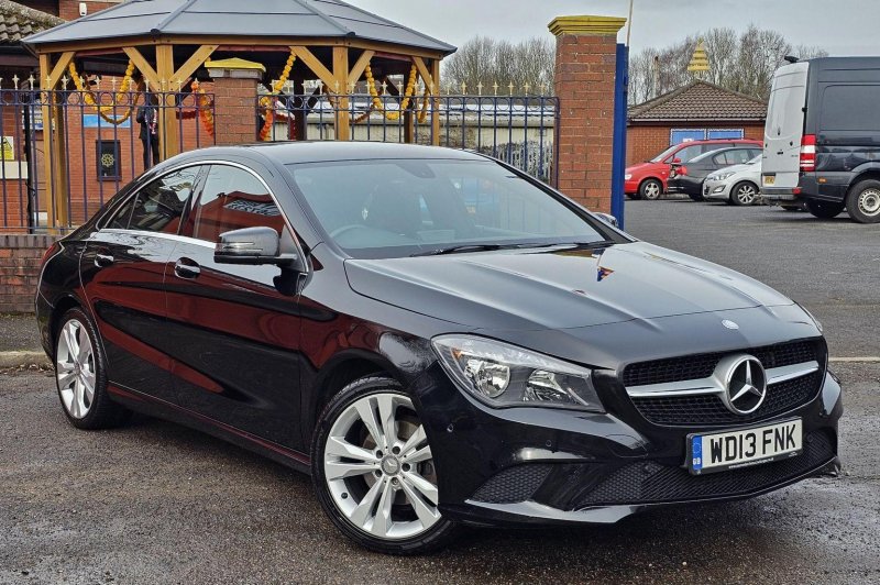MERCEDES-BENZ CLA