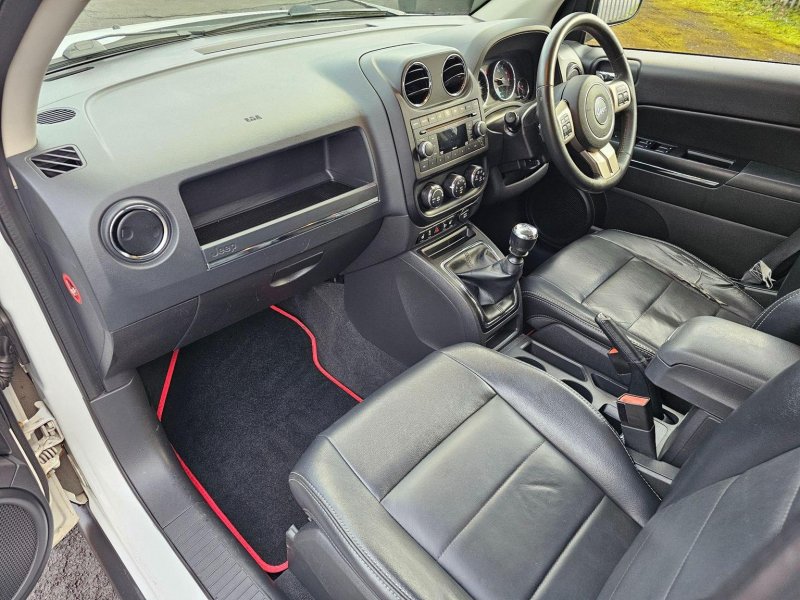 JEEP COMPASS
