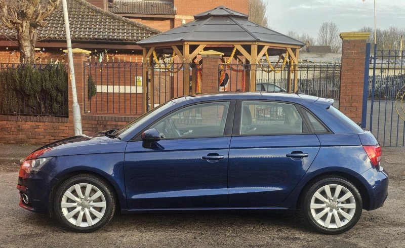 AUDI A1