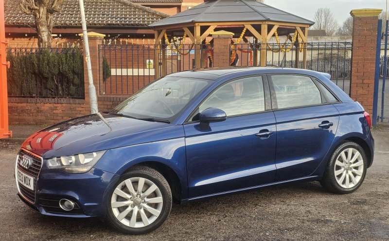 AUDI A1