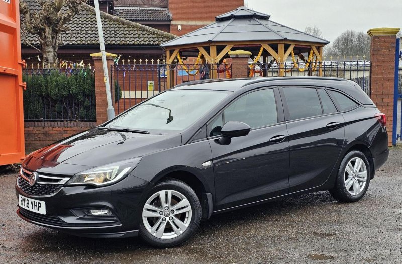 VAUXHALL ASTRA