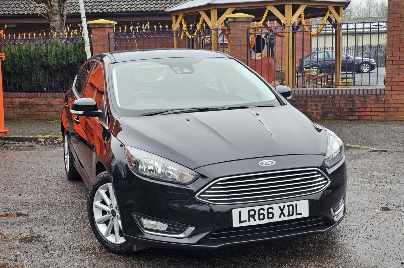 FORD FOCUS