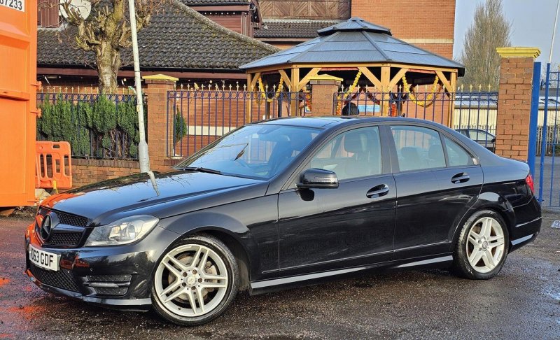 MERCEDES-BENZ C CLASS