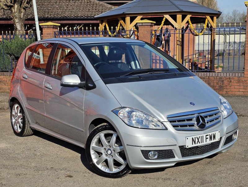 MERCEDES-BENZ